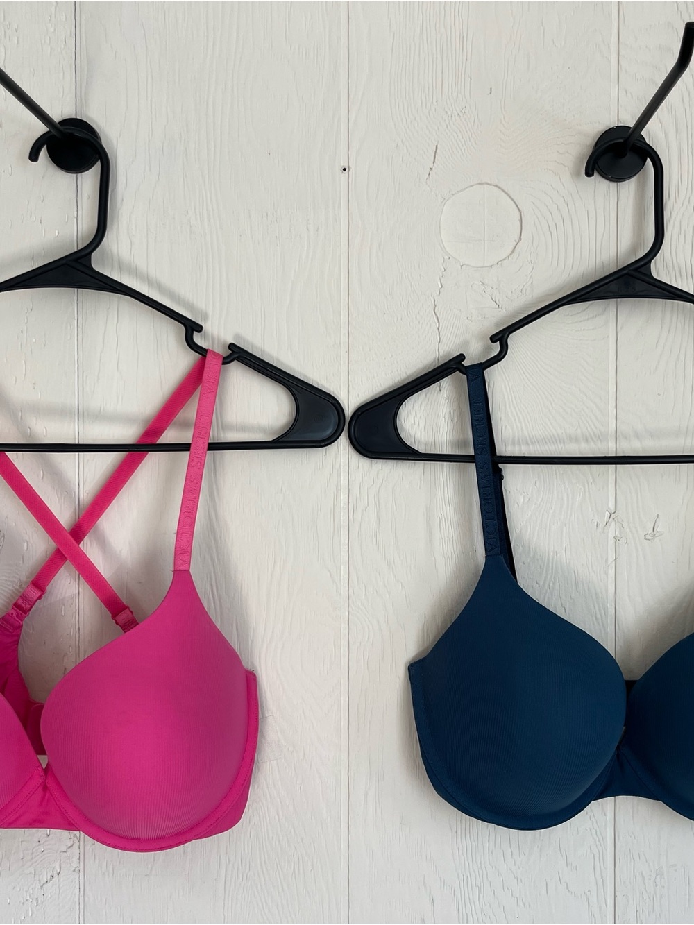 Lot of 2 Victoria’s Secret bras